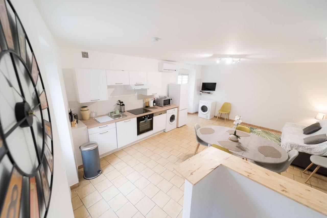 Ravissant Triplex Et Duplex Au Centre De Pont St Esprit Leilighet Eksteriør bilde