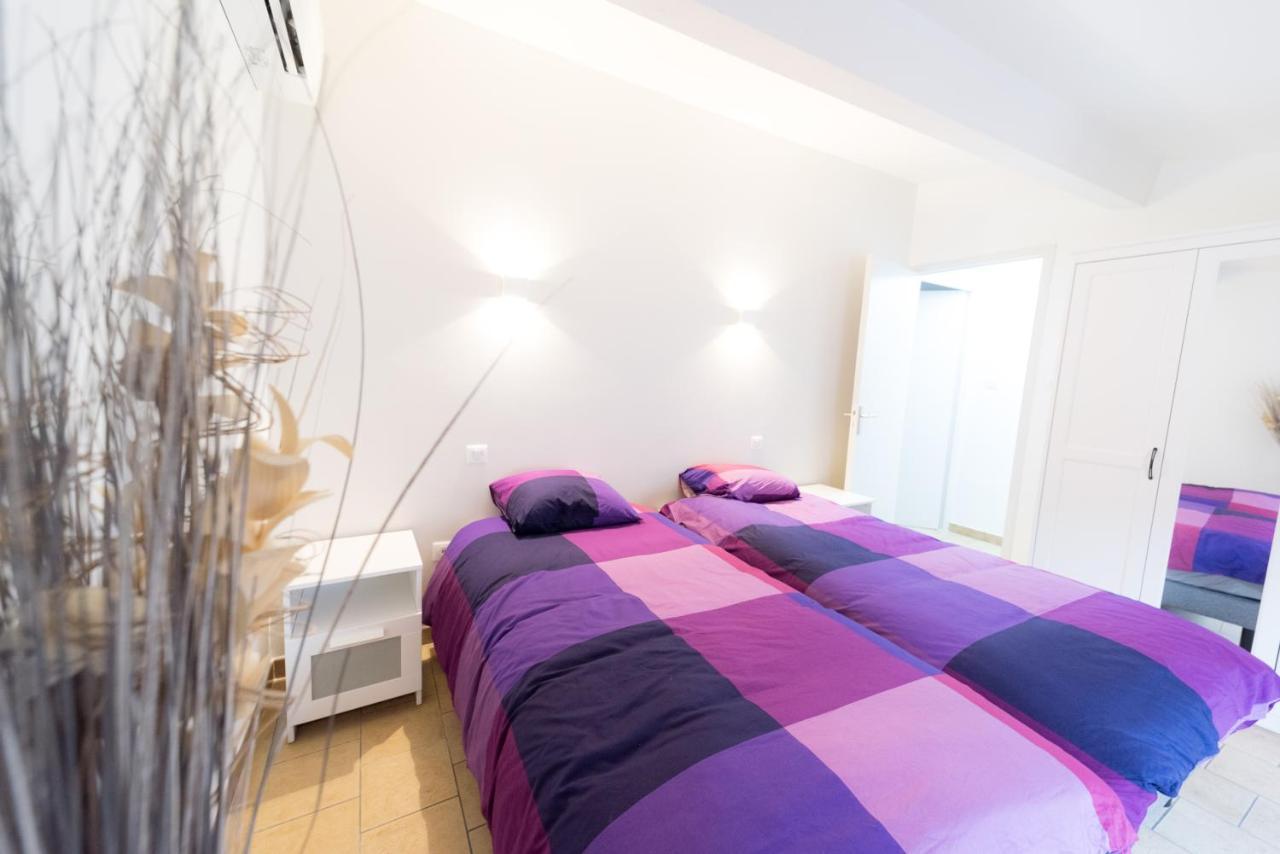 Ravissant Triplex Et Duplex Au Centre De Pont St Esprit Leilighet Eksteriør bilde